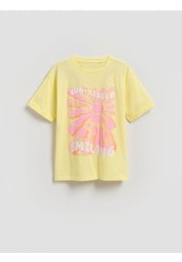 Reserved - Bawełniany t-shirt z nadrukiem - jasnożółty. Kolor: żółty. Materiał: bawełna. Wzór: nadruk #1