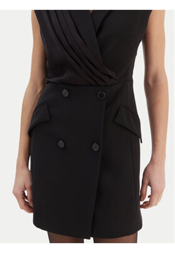 Karl Lagerfeld - KARL LAGERFELD Sukienka koktajlowa B1W13051 Czarny Slim Fit. Typ kołnierza: dekolt w karo. Kolor: czarny. Materiał: syntetyk. Styl: wizytowy