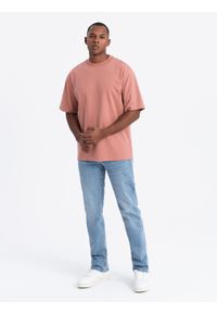 Ombre Clothing - Bawełniany t-shirt męski LOOSE FIT z okrągłym dekoltem – różowy V5 - Rozmiar: M. Okazja: na co dzień. Kolor: różowy. Materiał: bawełna. Styl: casual #7