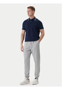 TOMMY HILFIGER - Tommy Hilfiger Spodnie dresowe Essential MW0MW37236 Szary Regular Fit. Kolor: szary. Materiał: bawełna #4