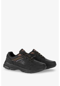 Badoxx - Czarne buty trekkingowe sznurowane badoxx mxc8305. Kolor: czarny