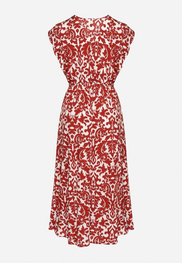 Born2be - Bordowa Bawełniana Sukienka Rozkloszowana z Falbankami w Ornamentalny Wzór Zaliette. Okazja: na co dzień. Typ kołnierza: kołnierz z falbankami. Kolor: czerwony. Materiał: bawełna. Długość rękawa: krótki rękaw. Styl: casual, elegancki