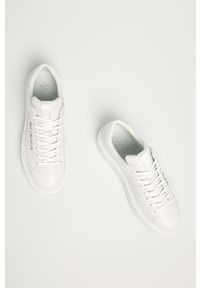 Karl Lagerfeld - Buty skórzane. Nosek buta: okrągły. Zapięcie: sznurówki. Kolor: biały. Materiał: skóra. Szerokość cholewki: normalna #2