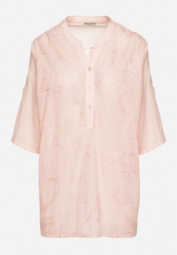 Born2be - Jasnoróżowa Haftowana Koszula z Bawełny z Podwijanymi Rękawami Aradwena. Okazja: na co dzień. Typ kołnierza: kołnierzyk klasyczny. Kolor: różowy. Materiał: bawełna. Wzór: haft. Styl: klasyczny, casual, elegancki