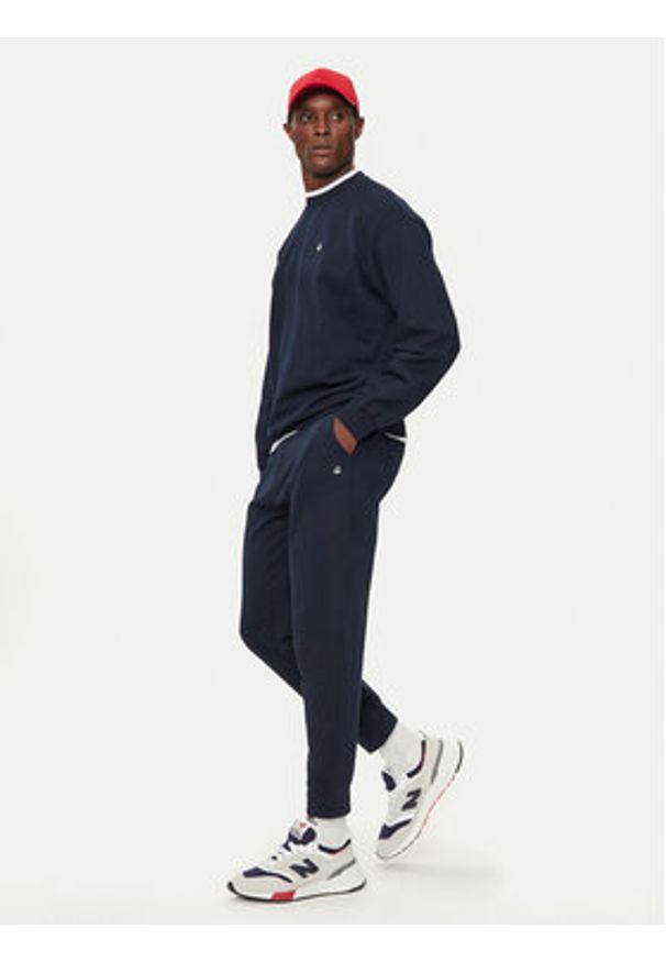 United Colors of Benetton - United Colors Of Benetton Spodnie dresowe 342ZUF01B Granatowy Regular Fit. Kolor: niebieski. Materiał: bawełna