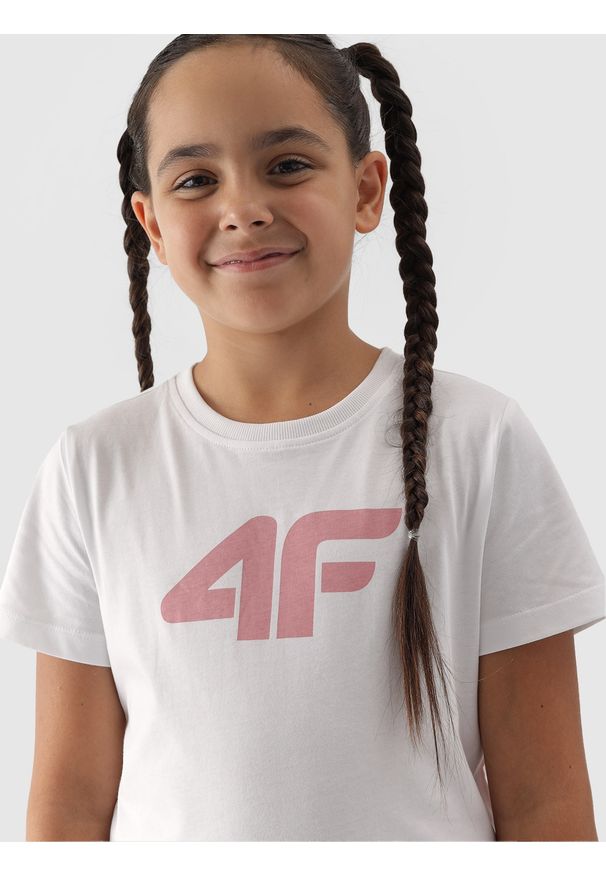 4f - 4F T-shirt z nadrukiem dziewczęcy - biały 122 (6-7 lat). Okazja: na co dzień. Kolor: biały. Materiał: bawełna, jersey, dzianina. Długość rękawa: krótki rękaw. Długość: krótkie. Wzór: nadruk. Sezon: lato. Styl: sportowy, casual
