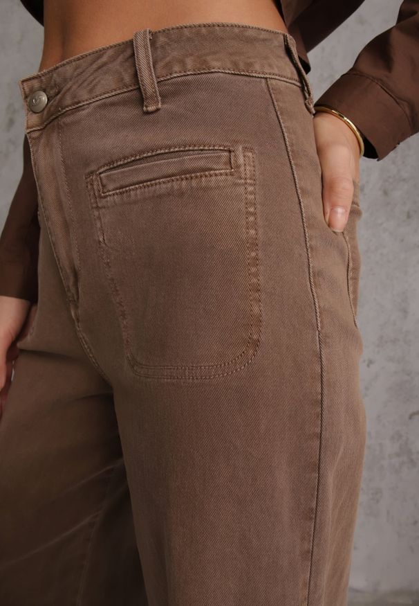 Renee - Brązowe Szerokie Jeansy High Waist z Bawełny Berinnessa. Okazja: na co dzień. Stan: podwyższony. Kolor: brązowy. Długość: krótkie. Styl: casual