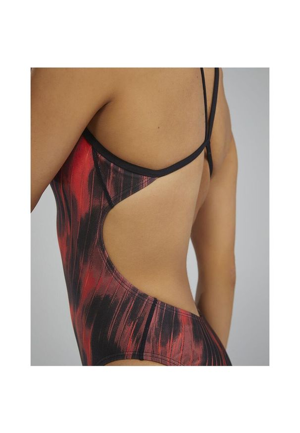 Strój do pływania TYR Cycloid 610 Durafast Elite Cutoutfit. Kolor: czerwony