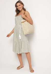 Born2be - Beżowa Rozkloszowana Sukienka z Bawełny w Kwiatowy Wzór Nilaretia. Okazja: na co dzień. Kolor: beżowy. Materiał: bawełna. Długość rękawa: na ramiączkach. Wzór: kwiaty. Sezon: lato. Typ sukienki: rozkloszowane. Styl: casual #2