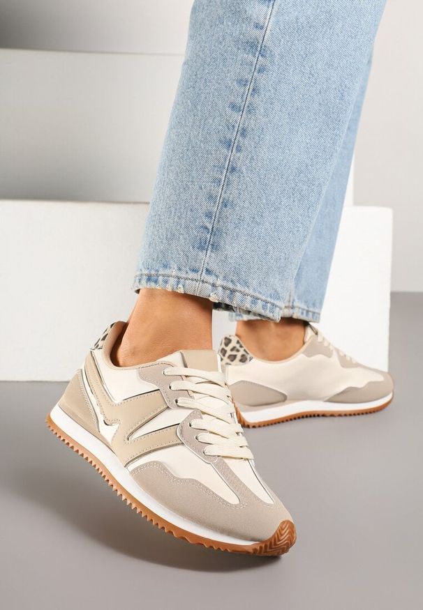 Born2be - Beżowe Sneakersy z Metaliczną Lamówką i Geometrycznym Wzorem Tosvella. Okazja: na co dzień. Zapięcie: sznurówki. Kolor: beżowy. Materiał: jeans. Wzór: geometria
