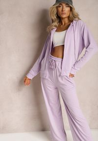 Renee - Jasnofioletowy Luźny Komplet Dresowy Szerokie Spodnie i Bluza z Kapturem Gossame. Kolor: fioletowy. Materiał: dresówka #5