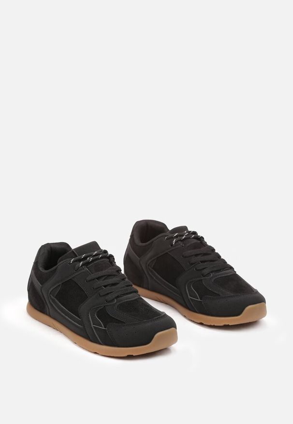 Born2be - Czarne Sneakersy z Geometrycznymi Przeszyciami z Zdobieniem z Cyrkonii Taranea. Okazja: na co dzień. Zapięcie: sznurówki. Kolor: czarny. Materiał: len, satyna. Wzór: aplikacja, geometria. Obcas: na płaskiej podeszwie