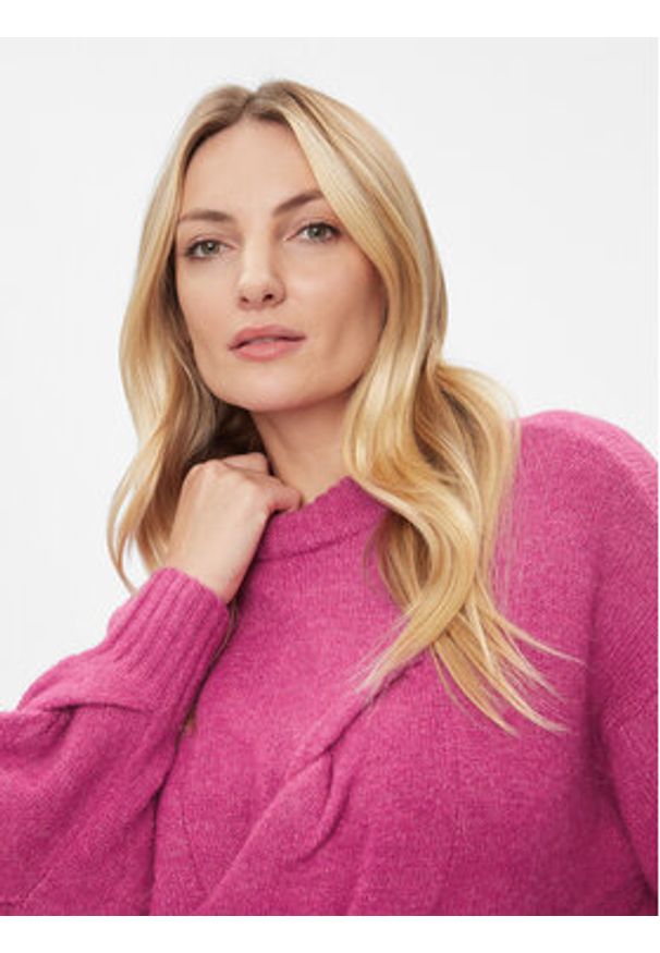 YAS Sweter 26031213 Różowy Regular Fit. Kolor: różowy. Materiał: syntetyk