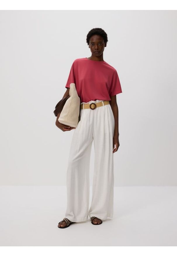 Reserved - T-shirt kimono z dodatkiem modalu - jasnofioletowy. Kolor: fioletowy. Materiał: dzianina