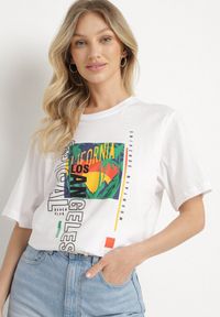 Born2be - Biała Koszulka T-shirt z Bawełny z Ozdobnym Nadrukiem Savenelle. Kolor: biały. Materiał: bawełna. Wzór: nadruk. Styl: klasyczny, elegancki #3