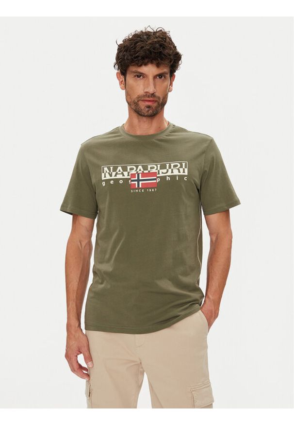 Napapijri T-Shirt S-Aylmer NP0A4HTO Zielony Regular Fit. Kolor: zielony. Materiał: bawełna