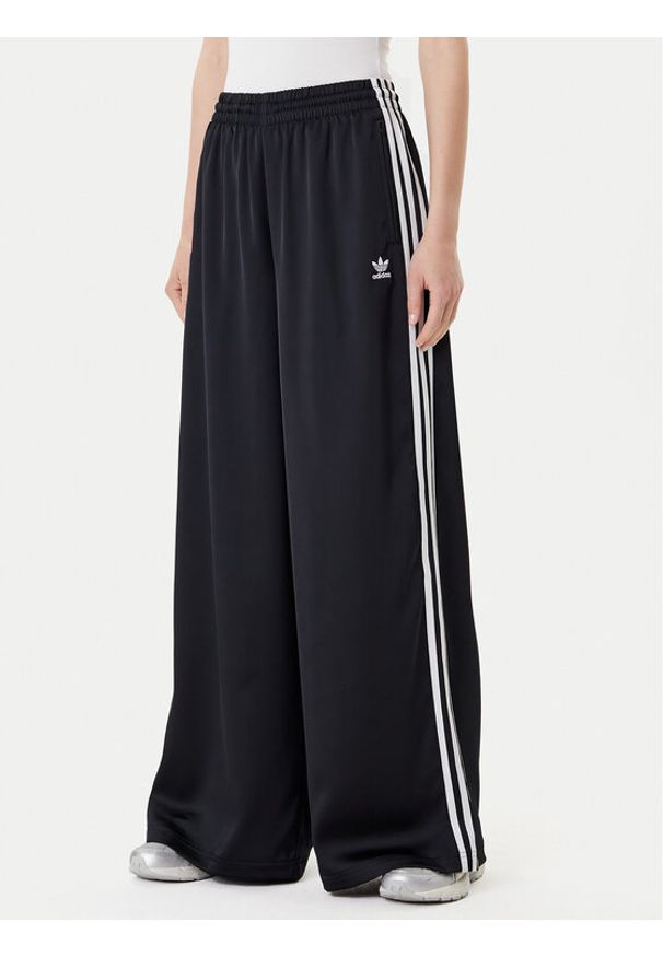 Adidas - adidas Spodnie dresowe adicolor Satin IU2520 Czarny Wide Leg. Kolor: czarny. Materiał: syntetyk