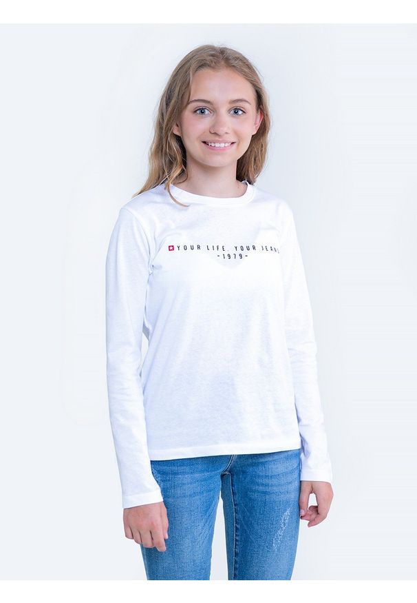 Big-Star - Bluzka dziewczęca longsleeve biała Brina 101. Okazja: na co dzień, na uczelnię. Kolor: biały. Materiał: jeans, bawełna. Długość rękawa: długi rękaw. Długość: długie. Wzór: nadruk, aplikacja. Styl: młodzieżowy, casual