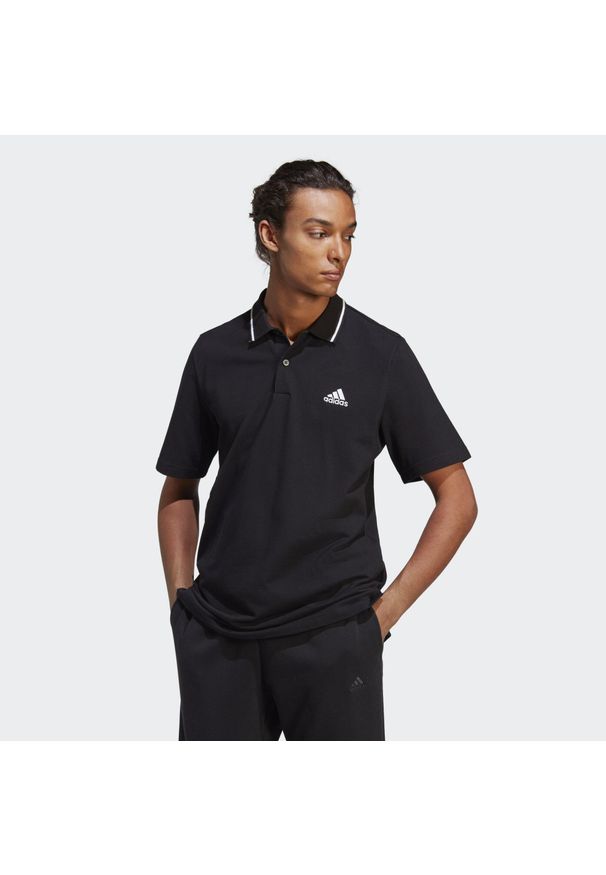 Adidas - Essentials Piqué Small Logo Polo Shirt. Typ kołnierza: polo. Kolor: czarny. Styl: klasyczny