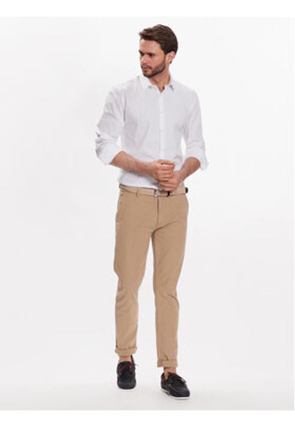 Lindbergh Koszula 30-203172 Biały Slim Fit. Kolor: biały. Materiał: bawełna
