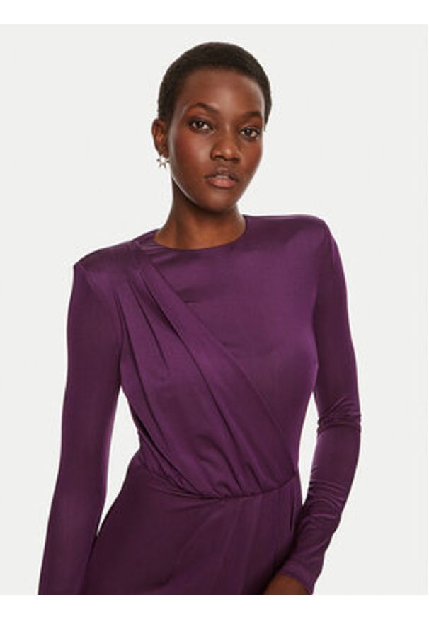 Silvian Heach Sukienka codzienna Gasnsky GPA24282VE Fioletowy Regular Fit. Okazja: na co dzień. Kolor: fioletowy. Materiał: syntetyk. Typ sukienki: proste. Styl: casual