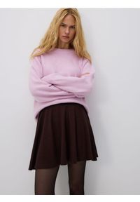 Reserved - Spódnica mini z falbanką - ciemnobrązowy. Kolor: brązowy. Materiał: dzianina, wiskoza #1