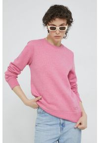Superdry bluza damska kolor różowy melanżowa. Kolor: różowy. Materiał: bawełna, włókno, materiał. Długość rękawa: długi rękaw. Długość: długie. Wzór: melanż #4