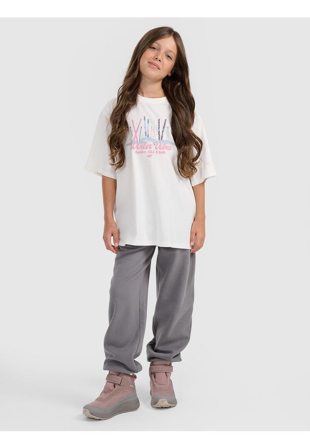 4f - 4F T-shirt loose z nadrukiem dziewczęcy - biały 146/152 (10-12 lat). Okazja: na co dzień. Kolor: biały. Materiał: bawełna, materiał. Wzór: nadruk. Sezon: lato. Styl: casual