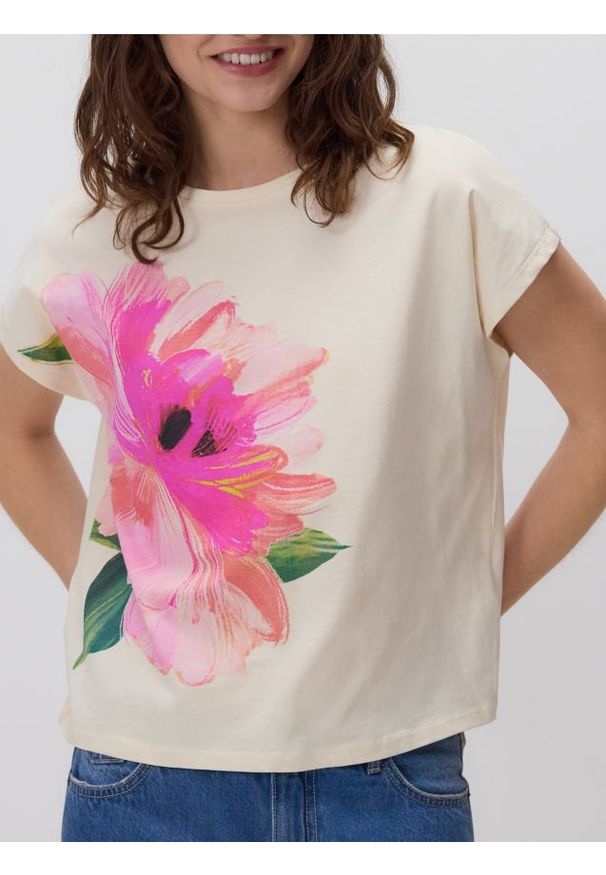 Reserved - T-shirt z nadrukiem - kremowy. Kolor: kremowy. Materiał: dzianina, bawełna. Wzór: nadruk