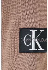 Calvin Klein Jeans sweter bawełniany męski kolor brązowy lekki. Kolor: brązowy. Materiał: bawełna. Długość rękawa: długi rękaw. Długość: długie #3