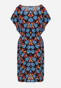 Born2be - Czarno-Niebieska Pudełkowa Sukienka z Wiskozy Wiązana Sznurkiem w Talii Tiamadine. Okazja: na co dzień, na randkę, na spotkanie biznesowe. Kolor: czarny. Materiał: wiskoza. Długość rękawa: krótki rękaw. Wzór: kwiaty. Styl: biznesowy, klasyczny, casual #2