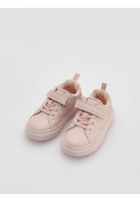 Reserved - Sneakersy z imitacji skóry - pastelowy róż. Kolor: różowy. Materiał: skóra