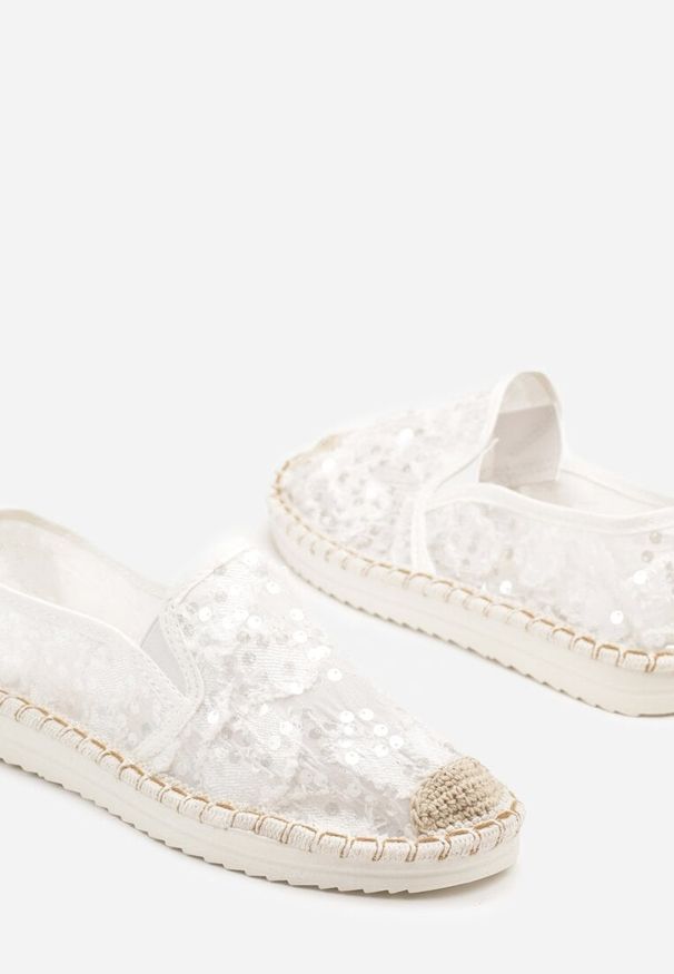 Born2be - Białe Espadryle z Siateczki Zdobionej Cekinami Viviluria. Okazja: na co dzień. Kolor: biały. Wzór: aplikacja. Sezon: lato. Styl: klasyczny, elegancki, casual