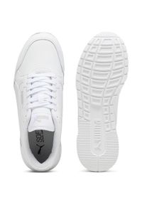 Buty na co dzień damskie Puma St Runner V4 Skóra. Okazja: na co dzień. Kolor: biały. Materiał: skóra ekologiczna, materiał. Sport: turystyka piesza