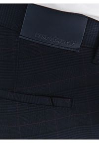 Pako Lorente - PAKO LORENTE – Granatowe spodnie męskie NIMA w subtelną kratę P000B-WX-214-G. Kolor: niebieski. Długość: długie. Styl: elegancki #3