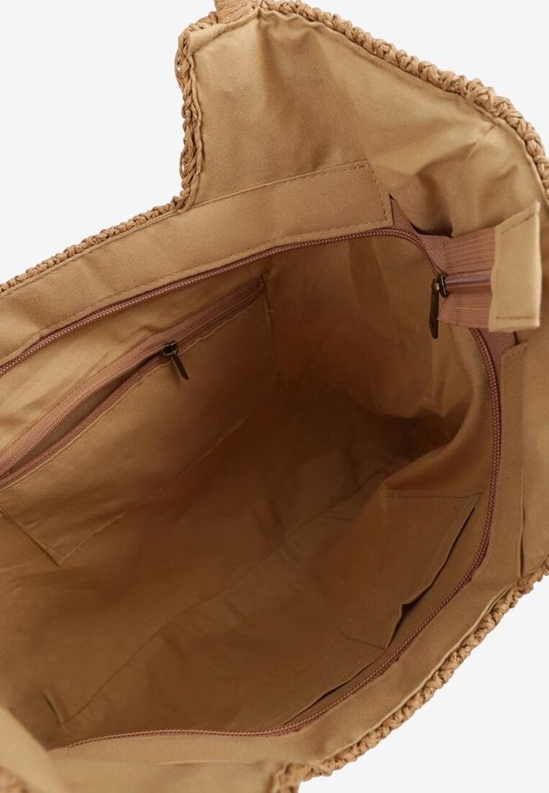 Renee - Ciemnobeżowa Pleciona Torebka z Frędzlem w Stylu Boho Rineriela. Kolor: beżowy. Sezon: lato. Dodatki: z frędzlami. Styl: boho
