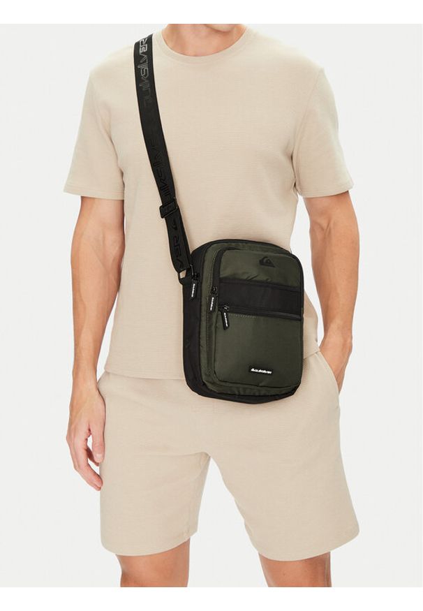 Quiksilver Saszetka QUIC-M-002-07 Zielony. Kolor: zielony. Materiał: materiał