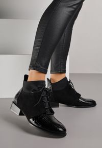 Born2be - Czarne Botki Typu Trzewiki z Lakierowanymi Wstawkami z Tłoczeniem Krokodyla Zetilla. Kolor: czarny. Materiał: lakier. Styl: elegancki #1