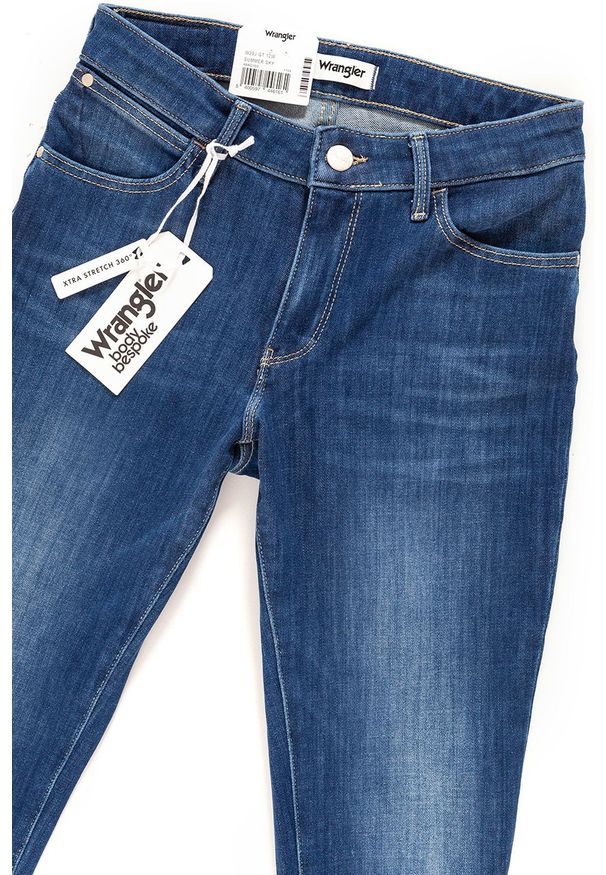 Wrangler - WRANGLER SUPER SKINNY SUMMER SKY W29JGT12W 112128559. Długość: długie. Wzór: aplikacja, ażurowy. Sezon: lato. Styl: sportowy, klasyczny