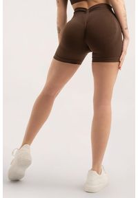 GYM GLAMOUR - Spodenki fitness damskie Gym Glamour deep push up 2.0. Kolor: brązowy. Sport: fitness