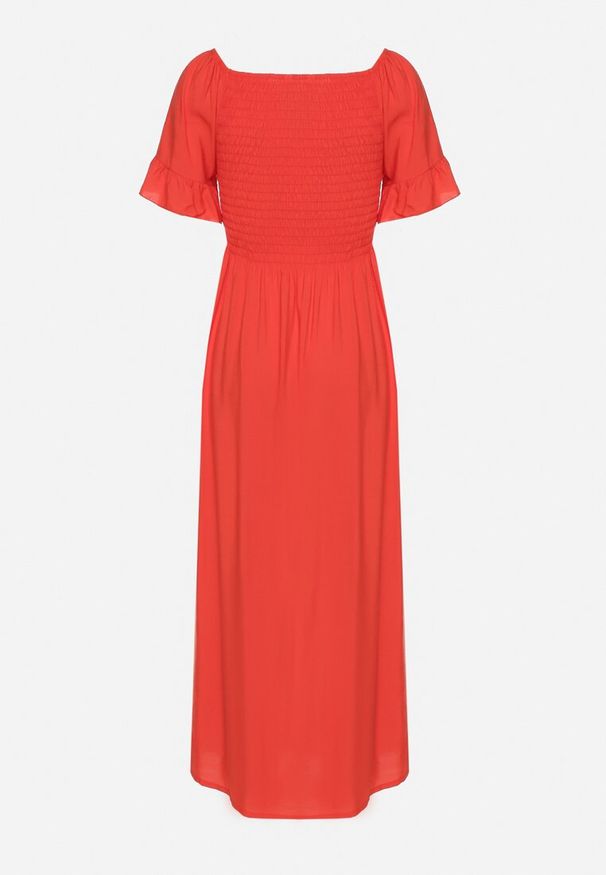 Born2be - Czerwona Bawełniana Sukienka o Kroju Hiszpanki z Elastyczną Górą Niloviria. Okazja: na co dzień. Typ kołnierza: dekolt hiszpanka. Kolor: czerwony. Materiał: bawełna. Długość rękawa: krótki rękaw. Styl: klasyczny, casual