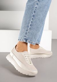Born2be - Beżowe Półbuty Sneakersy Potocki na Grubej Podeszwie z Elastycznymi Sznurówkami Tulemarie. Okazja: na co dzień. Zapięcie: sznurówki. Kolor: beżowy. Materiał: jeans. Styl: casual, elegancki #5