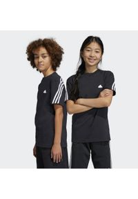 Adidas - Future Icons 3-Stripes Tee. Kolor: czarny, biały, wielokolorowy. Sport: joga i pilates