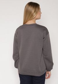 Born2be - Szara Bluza z Bawełną i Napisem Fezorla. Okazja: na co dzień. Kolor: szary. Materiał: bawełna. Wzór: napisy. Styl: klasyczny, casual, elegancki #7