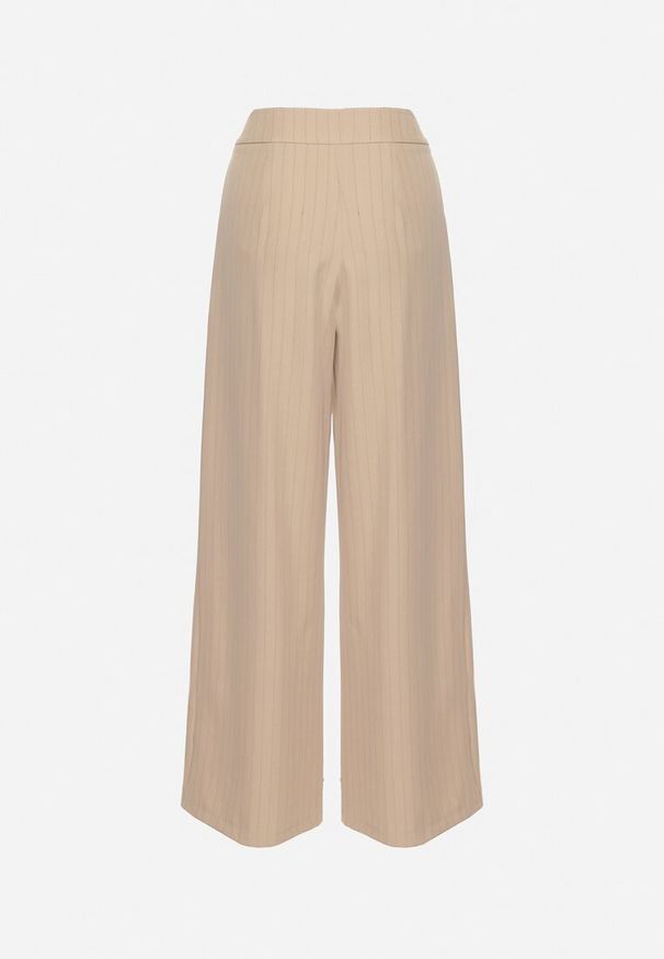 Born2be - Beżowe Garniturowe Spodnie Szerokie z Wiskozą i Paskiem Ellifira. Okazja: na co dzień, na spotkanie biznesowe. Kolor: beżowy. Materiał: wiskoza. Styl: casual, biznesowy, elegancki