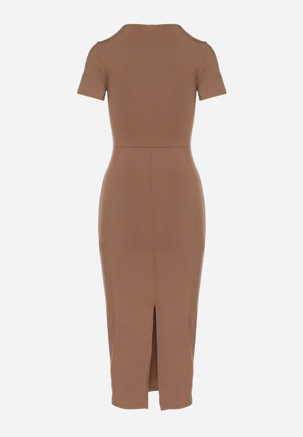 Born2be - Brązowa Sukienka Dopasowana Bodycon z Dekoltem w Serek Efricene. Okazja: na co dzień. Typ kołnierza: dekolt w serek. Kolor: brązowy. Materiał: jeans. Długość rękawa: krótki rękaw. Typ sukienki: bodycon. Styl: klasyczny, casual