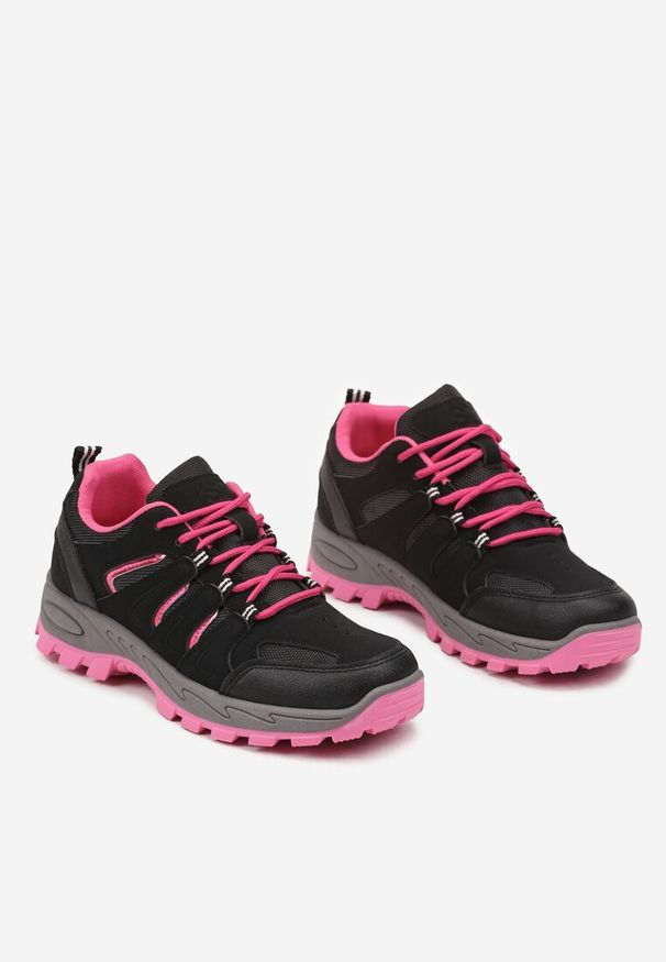 Renee - Czarne Buty Sportowe w Trekkingowym Stylu Zaiss. Okazja: na spacer. Kolor: czarny. Materiał: jeans. Sport: turystyka piesza