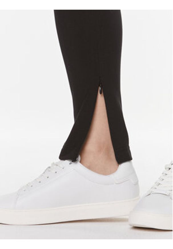 Calvin Klein Jeans Legginsy J20J222601 Czarny Slim Fit. Kolor: czarny. Materiał: syntetyk
