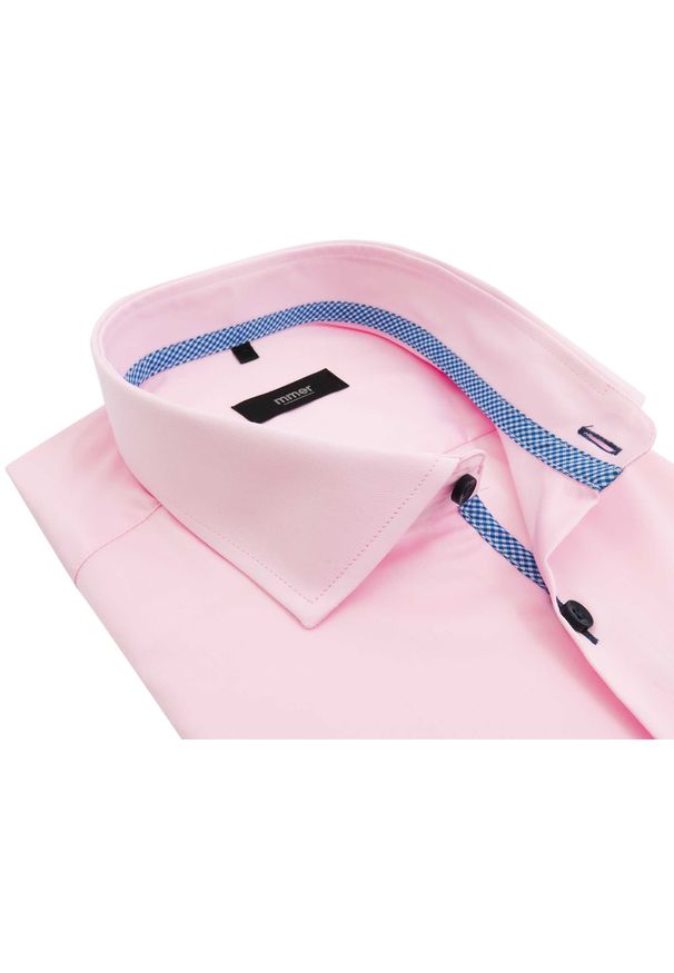 Mmer / Villaro - Koszule męskie - Jasnoróżowa koszula męska Mmer 201. Typ kołnierza: kołnierzyk klasyczny. Kolor: różowy. Materiał: bawełna, tkanina. Długość: długie. Wzór: kropki. Styl: elegancki, klasyczny