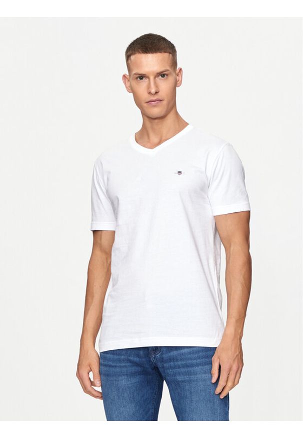 GANT - Gant T-Shirt Shield 2003186 Biały Slim Fit. Kolor: biały. Materiał: bawełna